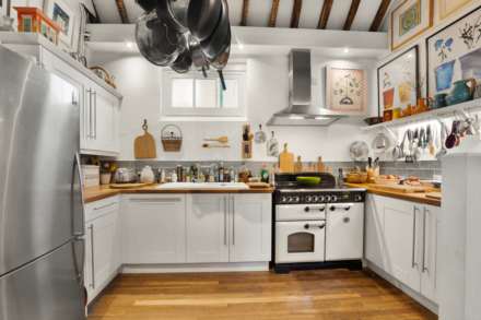 The Old Crown, Skirmett, Image 8