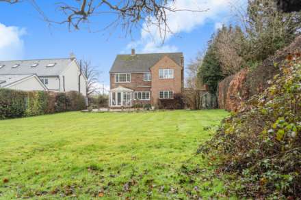 Chiltern Road, Peppard Common, Image 13