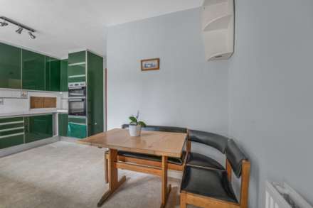 Chiltern Road, Peppard Common, Image 6