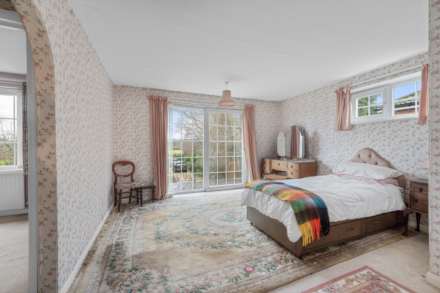 Chiltern Road, Peppard Common, Image 8