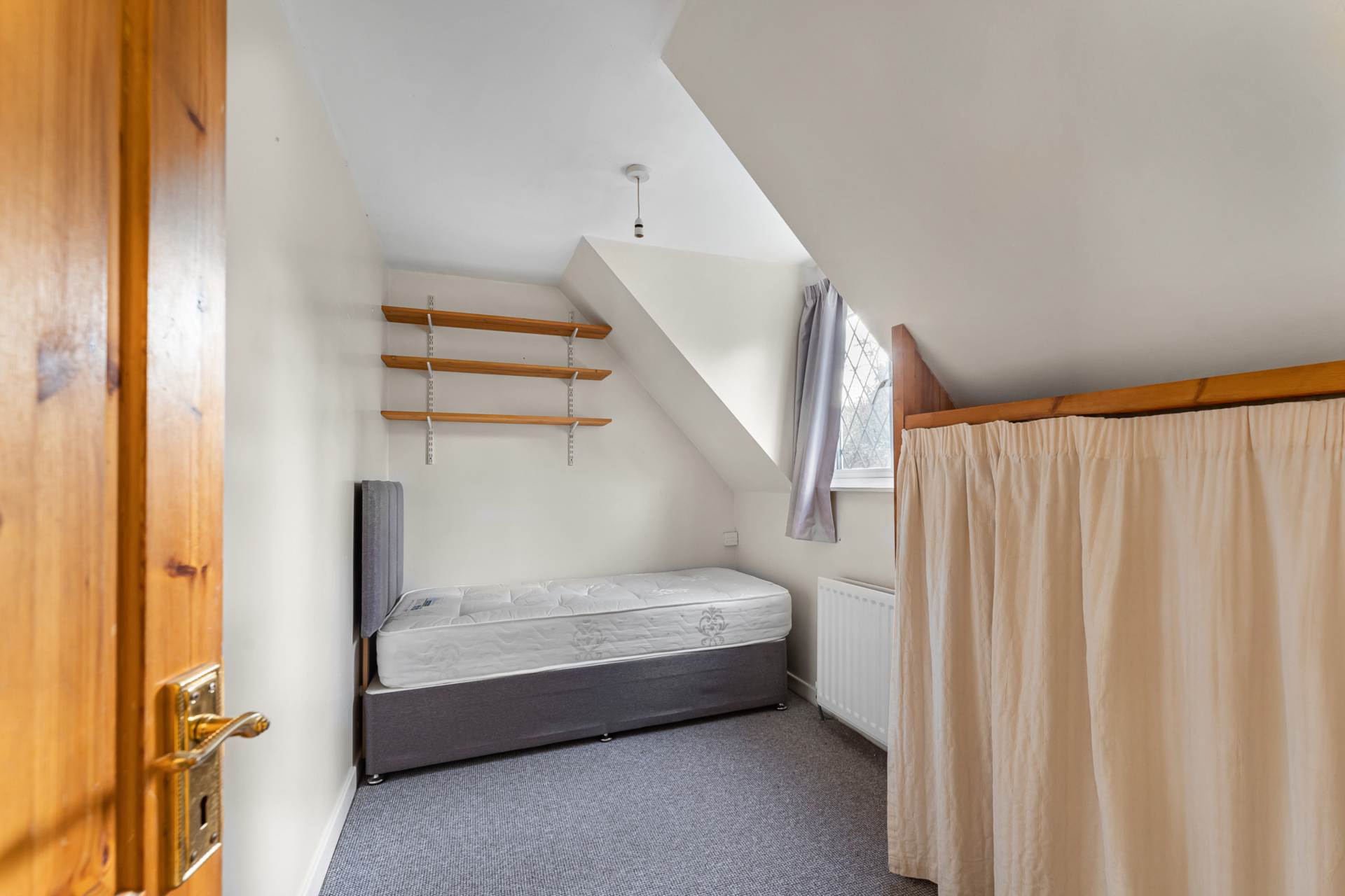 Mundaydean Lane, Marlow, Image 17