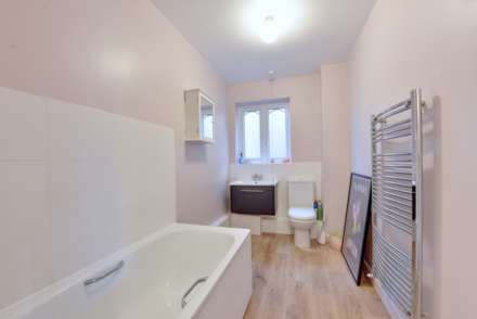 Sherwood Gardens, Henley On Thames, Image 7