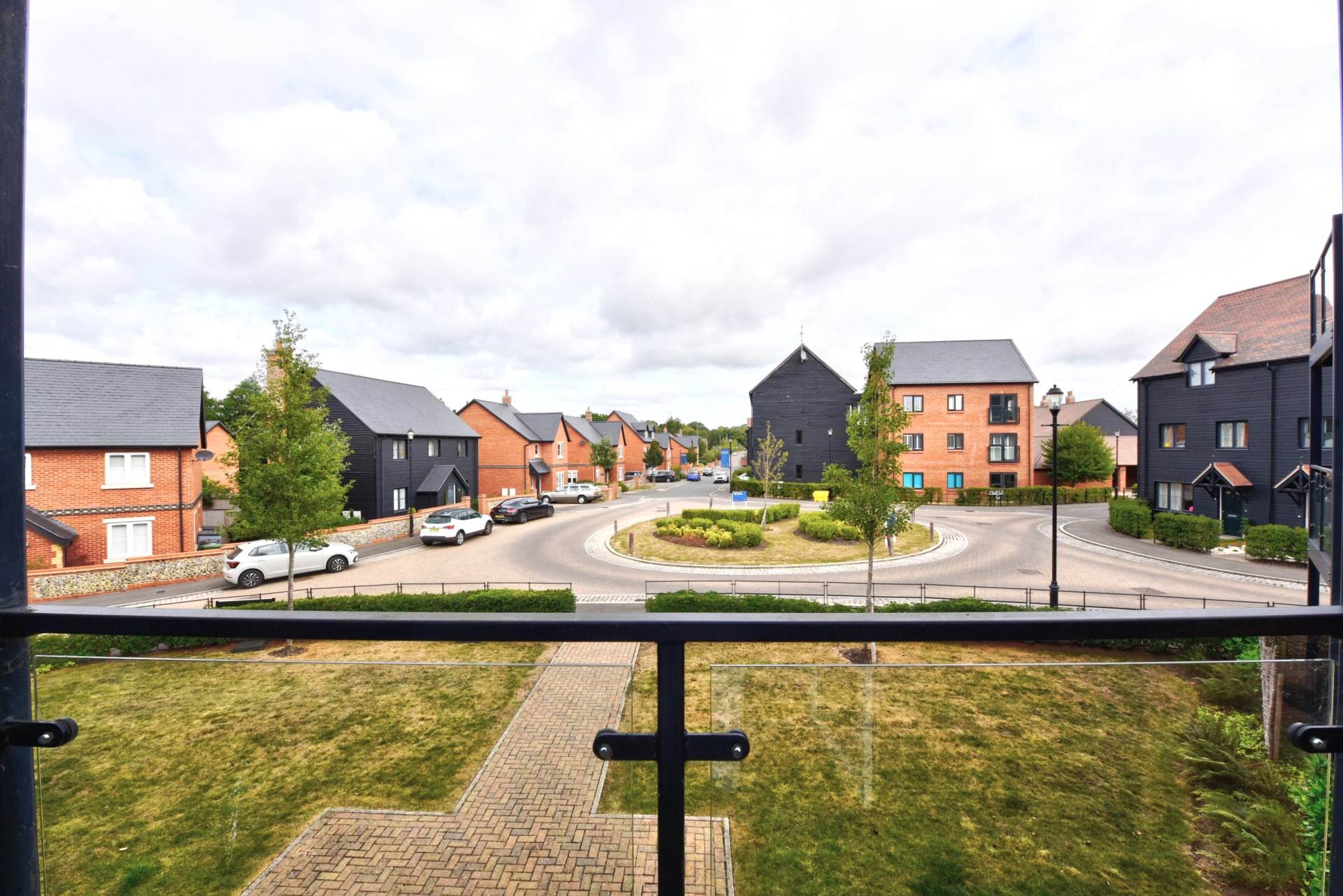 Highlands Park, Henley On Thames, Image 9