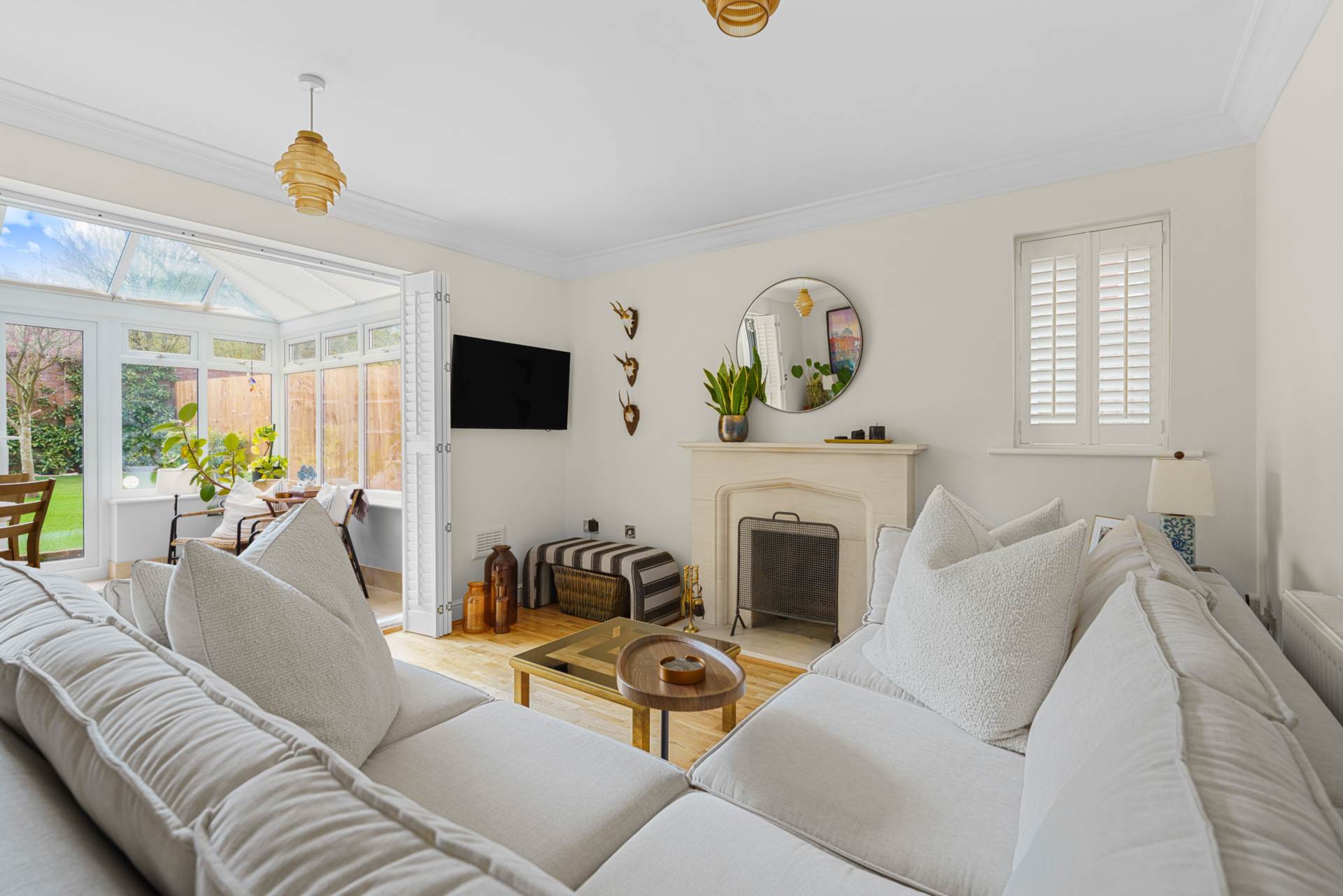 East Arms Place, Hurley, Image 8