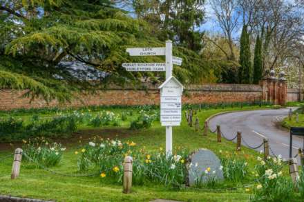 East Arms Place, Hurley, Image 2