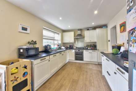 Thames Mead, Crowmarsh Gifford, Image 2