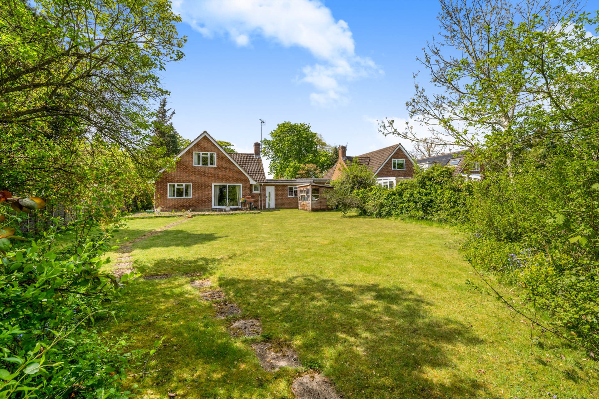 Orchard Close, Shiplake Cross, Image 11