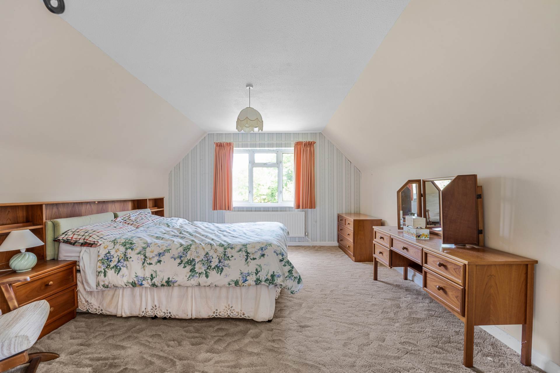 Orchard Close, Shiplake Cross, Image 6