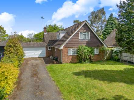 Orchard Close, Shiplake Cross, Image 1