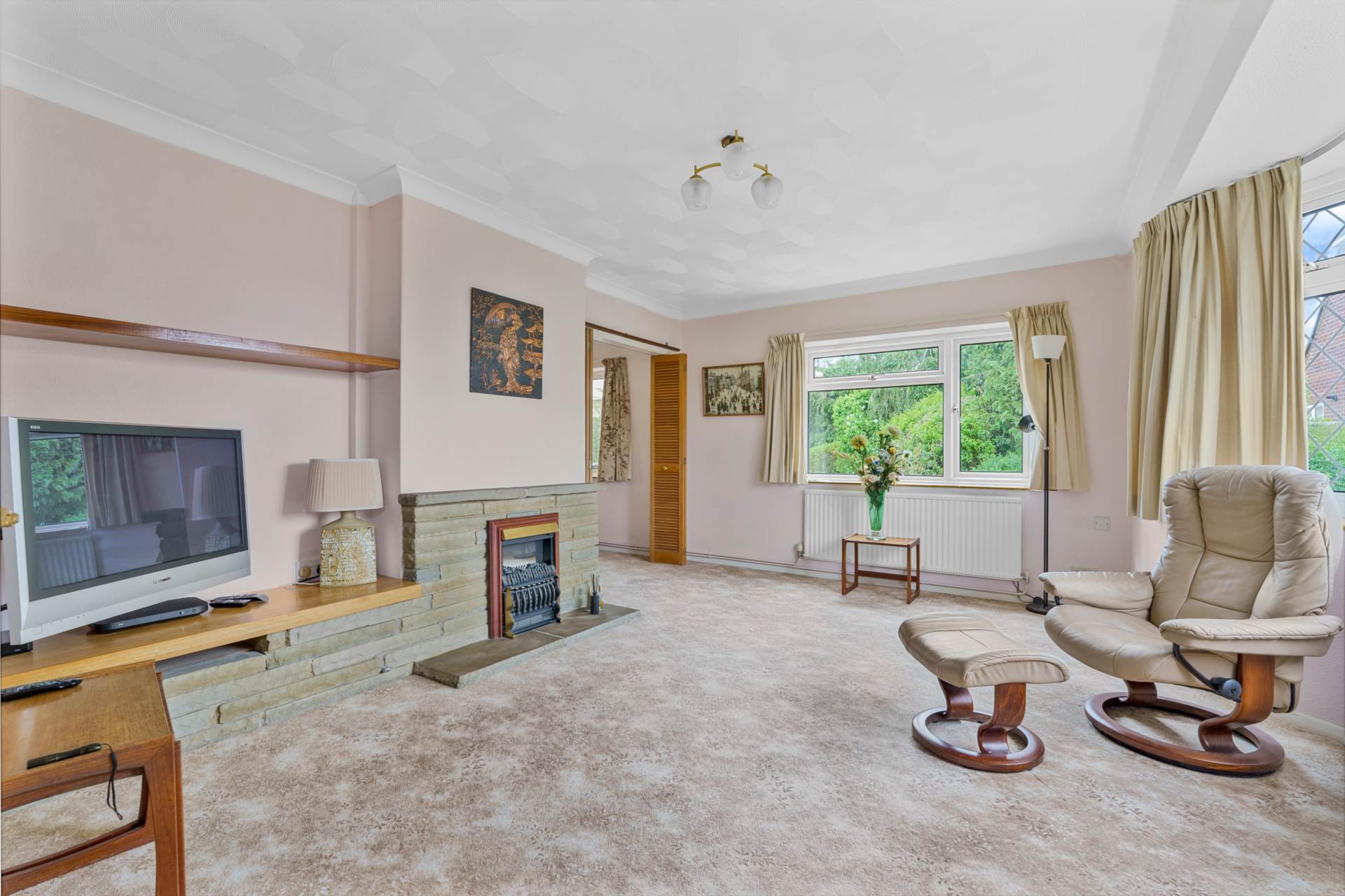 Hendons Way, Holyport, Image 2