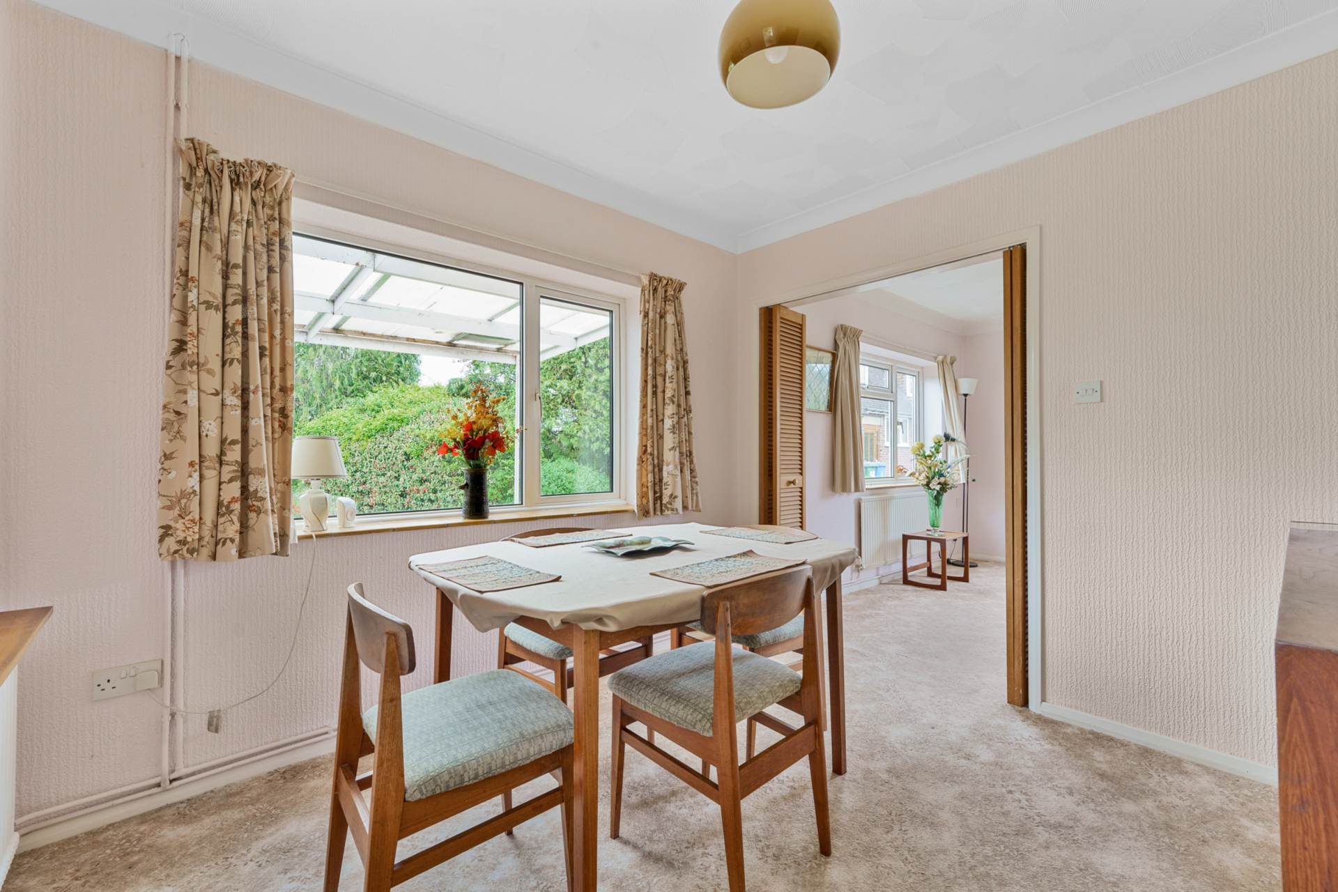 Hendons Way, Holyport, Image 4