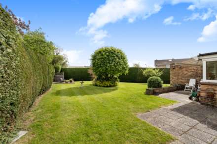 Hendons Way, Holyport, Image 13