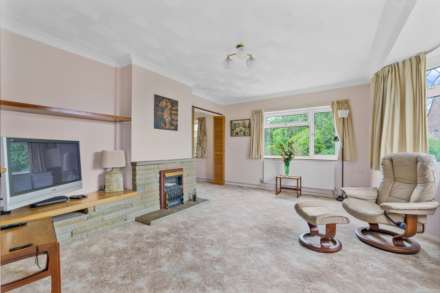 Hendons Way, Holyport, Image 2