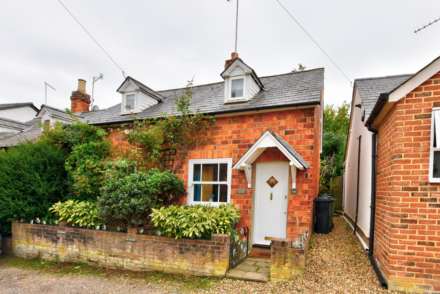 Property For Rent Newtown Gardens, Henley On Thames