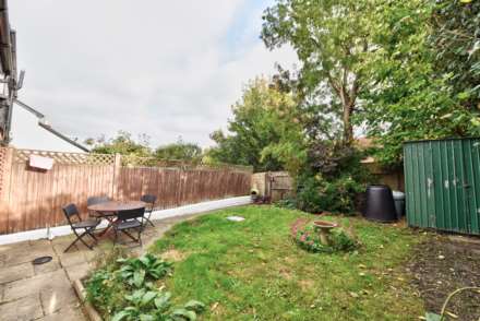 Newtown Gardens, Henley-On-Thames, Image 12