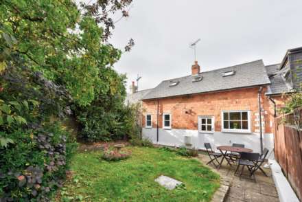 Newtown Gardens, Henley-On-Thames, Image 4