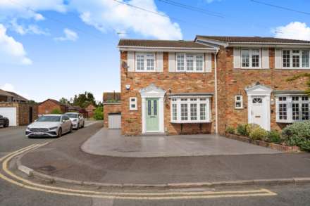Little Melford, Maidenhead, Image 1