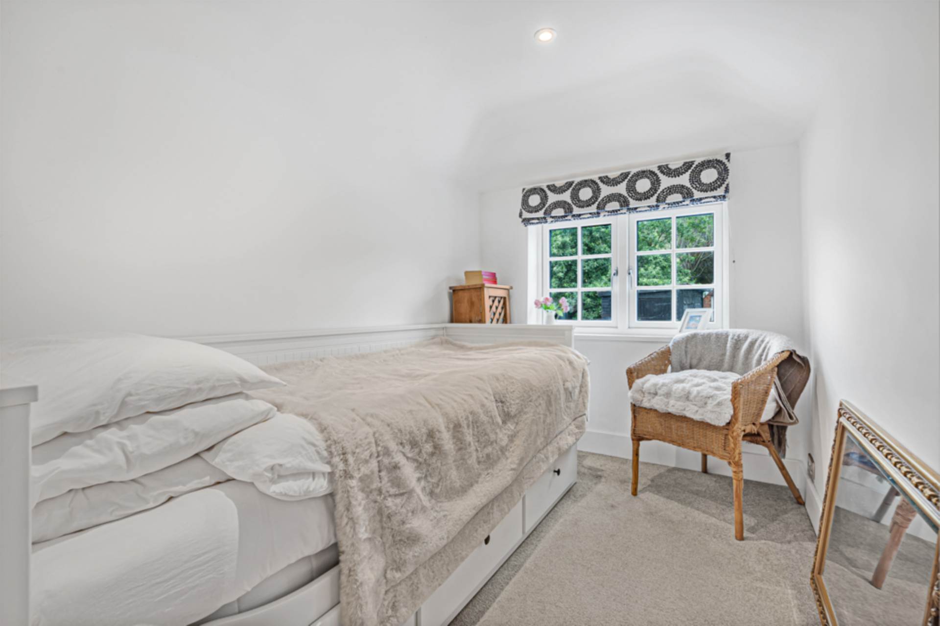 Beulah Cottages, Turville, Image 14