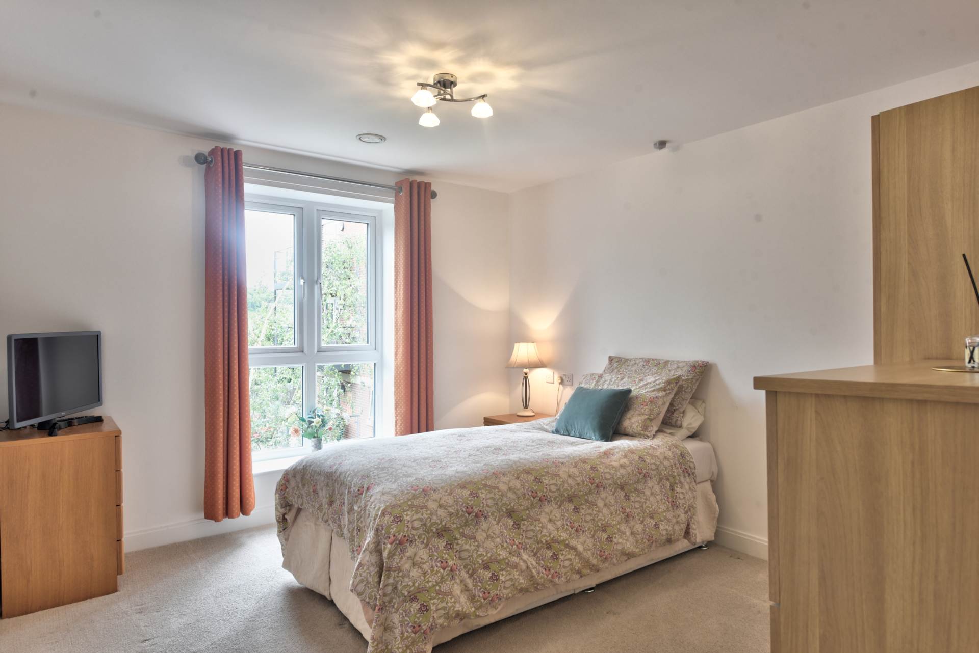 Albert Court, Henley On Thames, Image 6