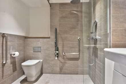 Albert Court, Henley On Thames, Image 10