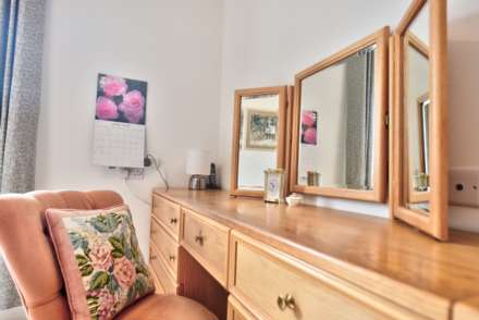 Albert Court, Henley On Thames, Image 9