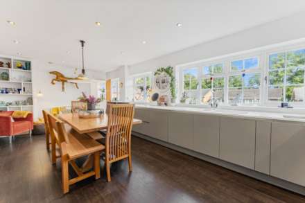 Valley Road, Henley On Thames, Image 5