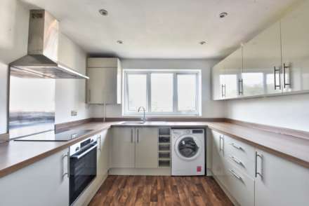 Aldebury Road, Maidenhead, Image 1