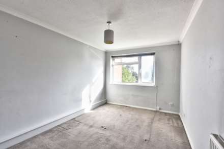 Aldebury Road, Maidenhead, Image 4