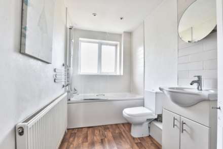 Aldebury Road, Maidenhead, Image 5
