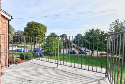 Aldebury Road, Maidenhead, Image 6