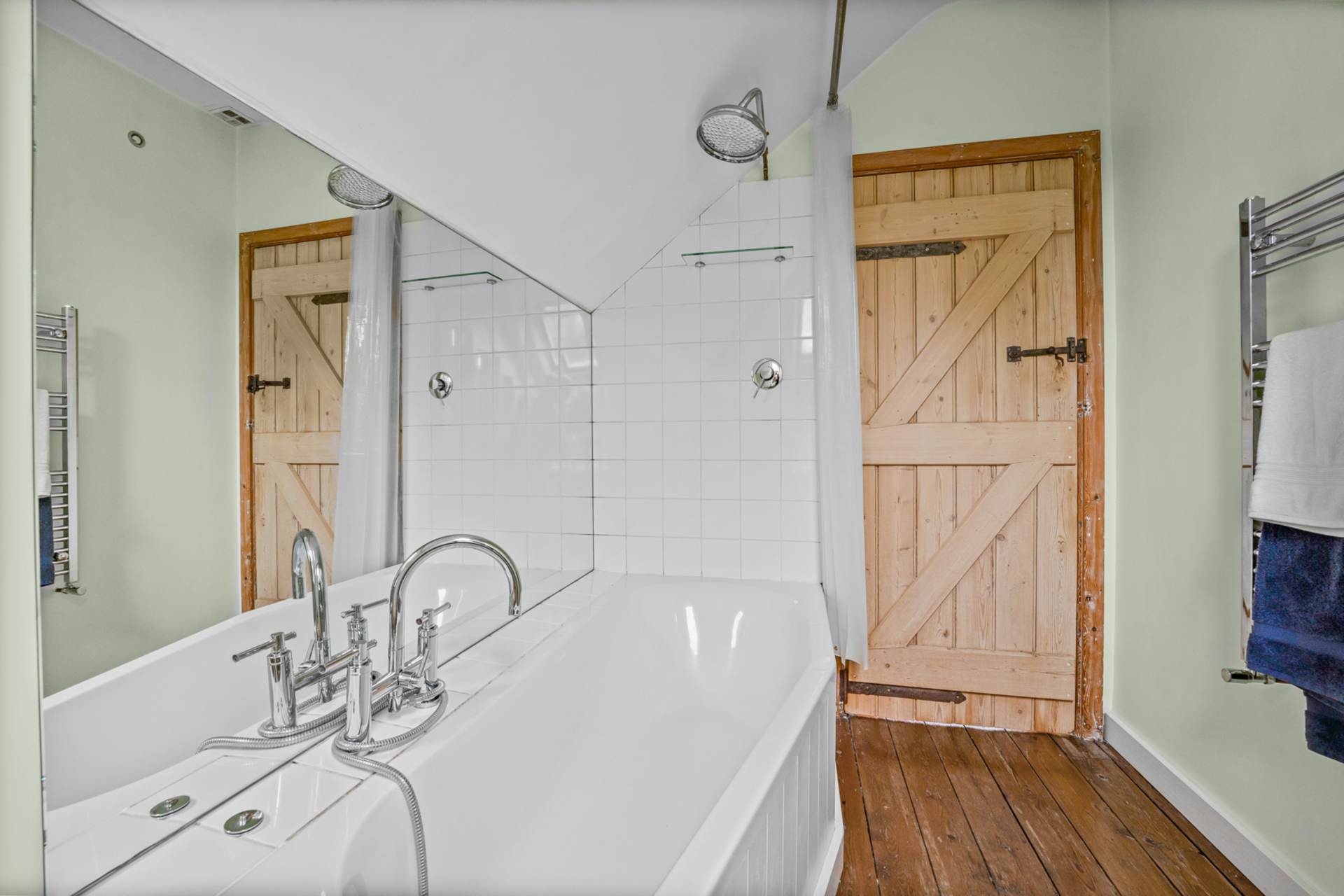 Goulders Cottages, Cockpole Green, Image 14