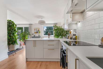 Beech House, Henley On Thames, Image 5