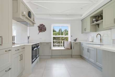 Stoke Row, Henley-on-Thames, Image 4