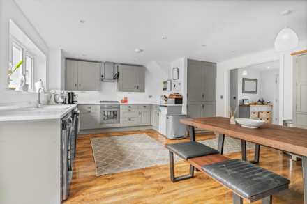Nicholas Road, Henley On Thames, Image 2
