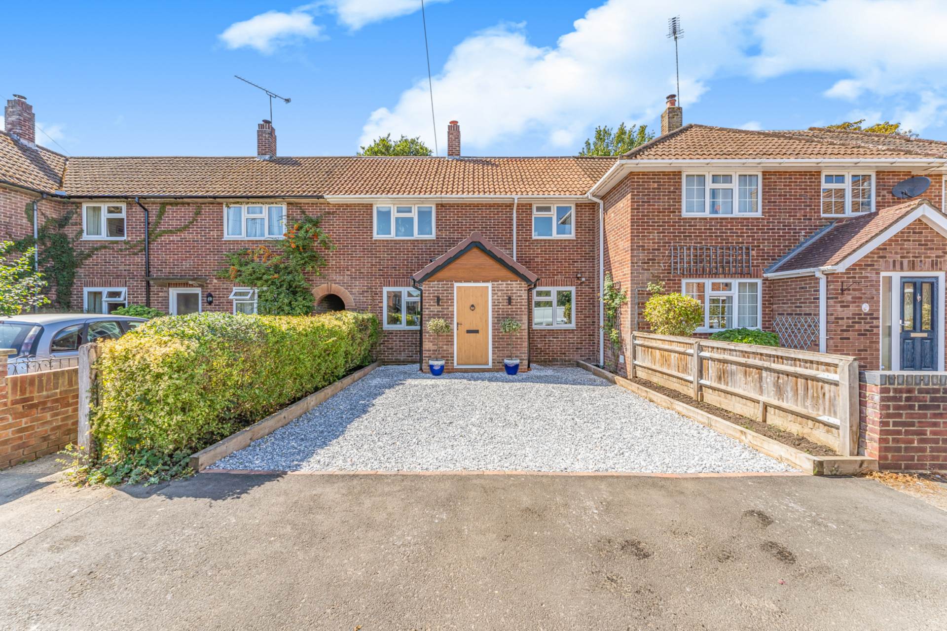 Gainsborough Crescent, Henley On Thames, Image 1