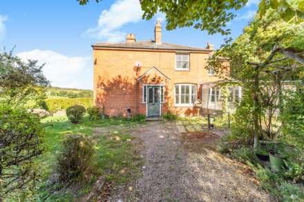 Pheasants Hill, Hambleden, Image 2