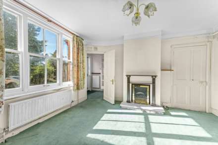 Pheasants Hill, Hambleden, Image 6