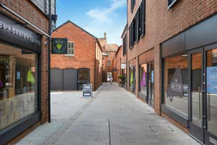 Market Place, Henley-On-Thames, Image 12