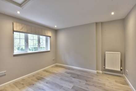 Aston Lane, Henley-On-Thames, Image 8