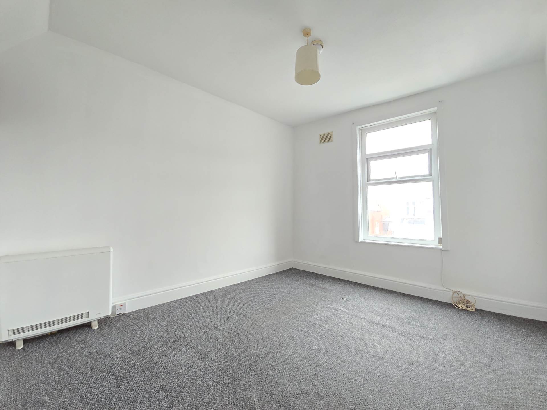 Central Drive / Bloomfield Road, Image 2