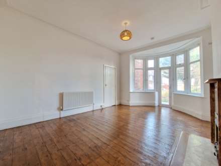 2 Bedroom Flat, Hornby Road, Blackpool