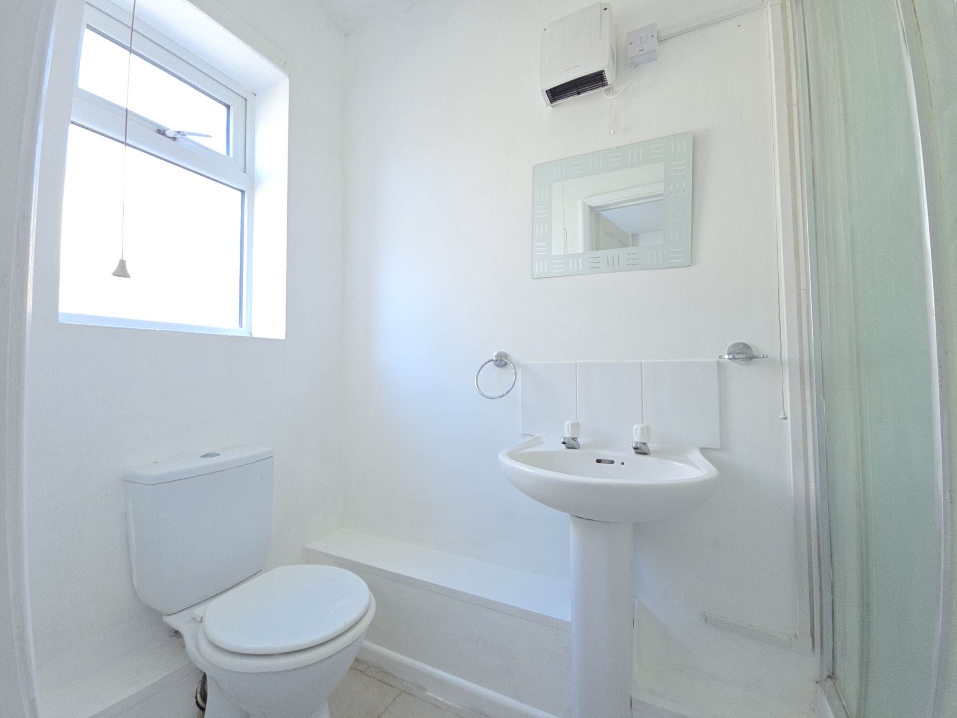 Clifton Drive, Squires Gate, Image 2