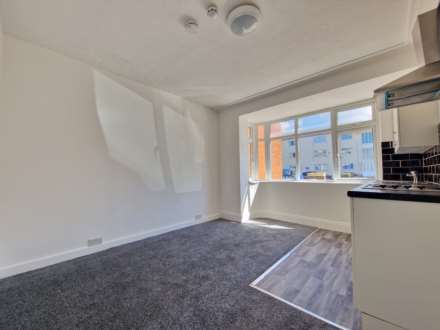 Clifton Drive, Squires Gate, Image 2
