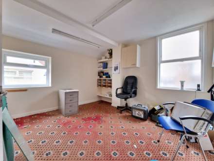Workshop/Storage space with Office facilities on Back Clarendon Road, Blackpool, Image 3