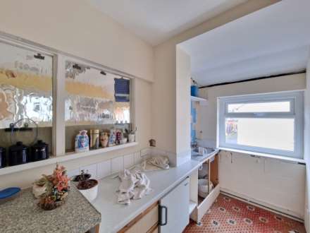 Workshop/Storage space with Office facilities on Back Clarendon Road, Blackpool, Image 5