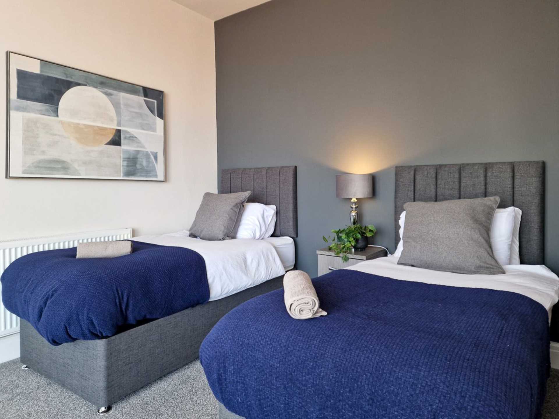 Stunning 4-Bedroom Terrace House with Sea View on St Chads Road, Blackpool, Image 3