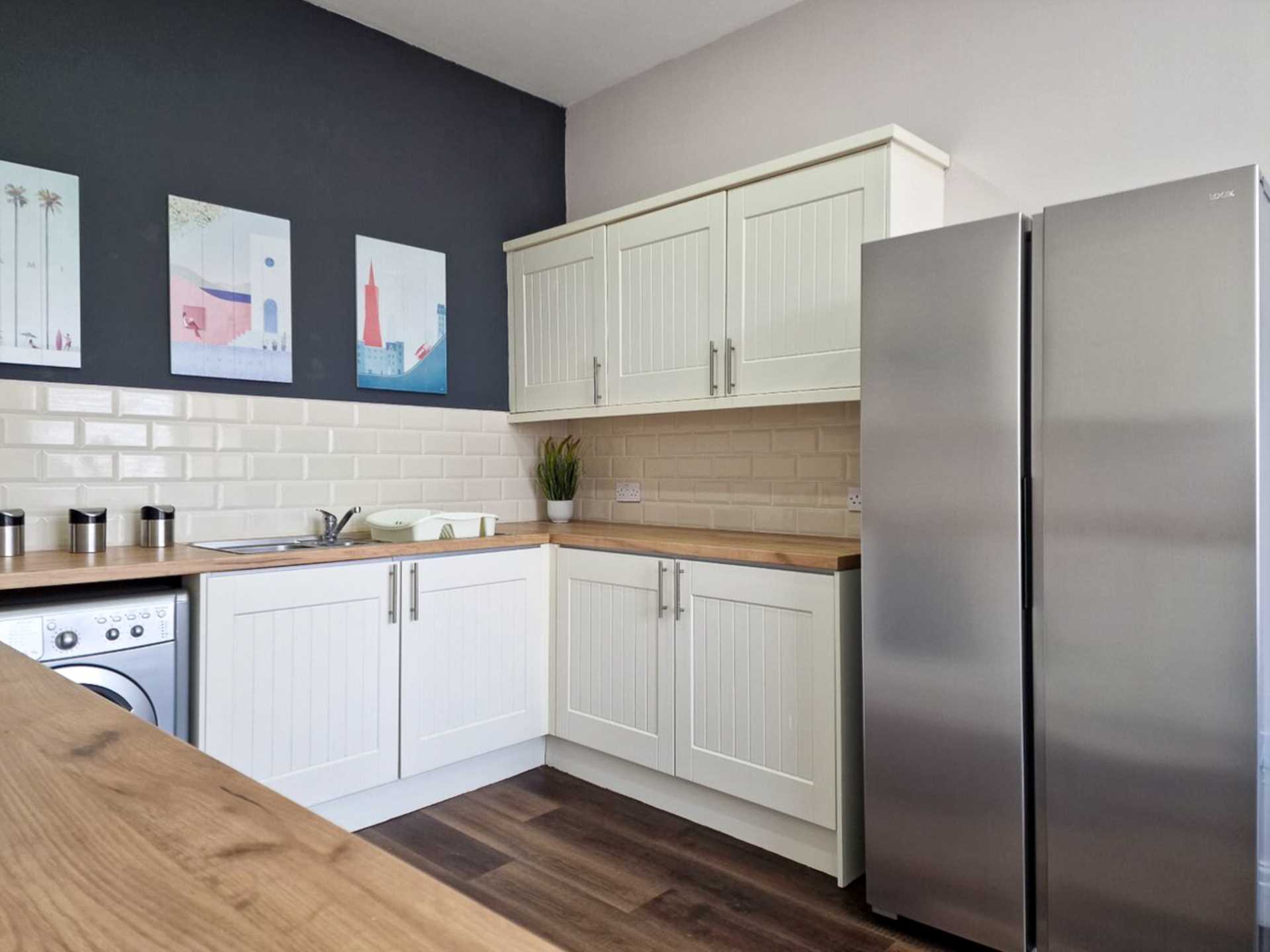 Stunning 4-Bedroom Terrace House with Sea View on St Chads Road, Blackpool, Image 5