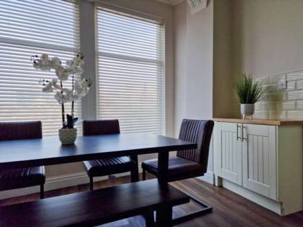 Stunning 4-Bedroom Terrace House with Sea View on St Chads Road, Blackpool, Image 16