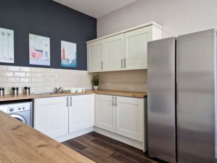 Stunning 4-Bedroom Terrace House with Sea View on St Chads Road, Blackpool, Image 5