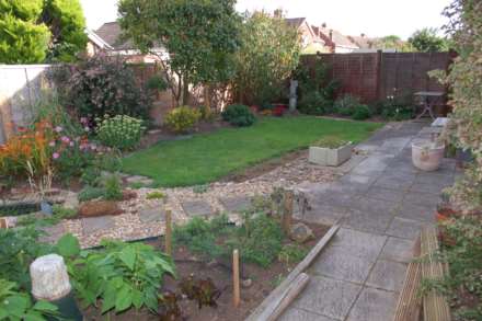 Wiltshire Close,, Image 16